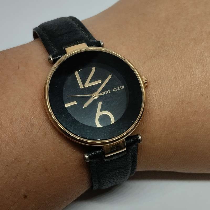 Anne Klein Ladies Watch with Box and Papers #N005
