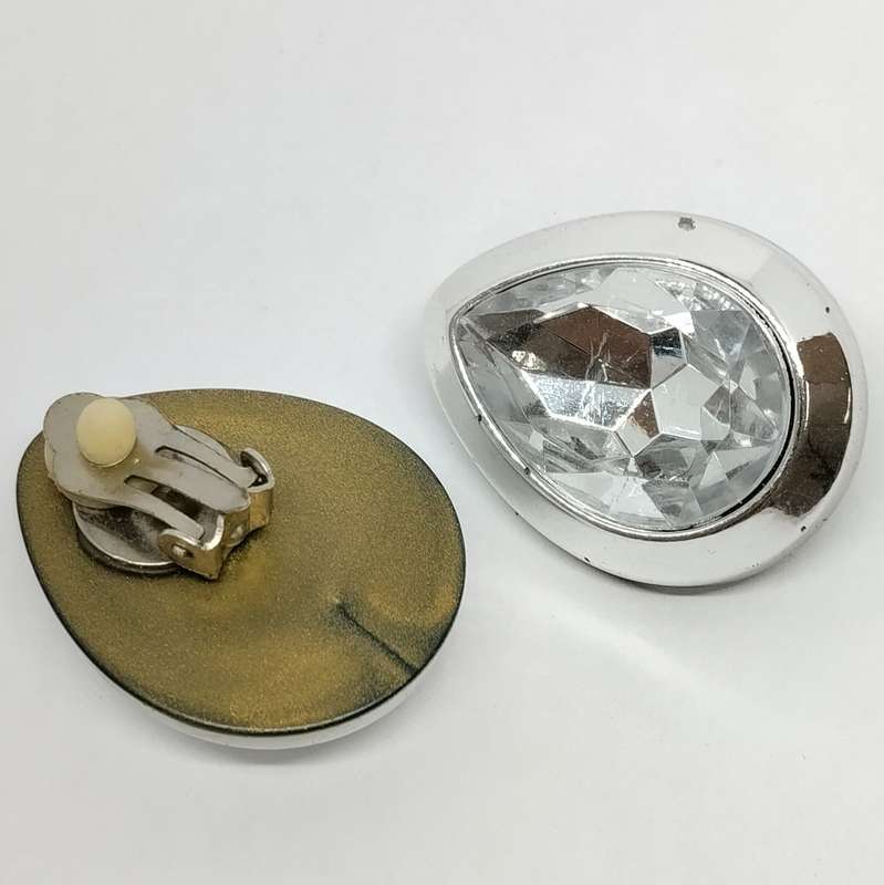Tear Drop Clip on Earrings #C0076