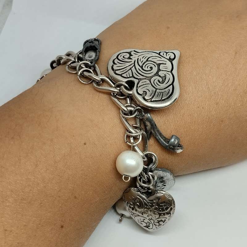 Costume Jewelry Charm Bracelet  #C0079