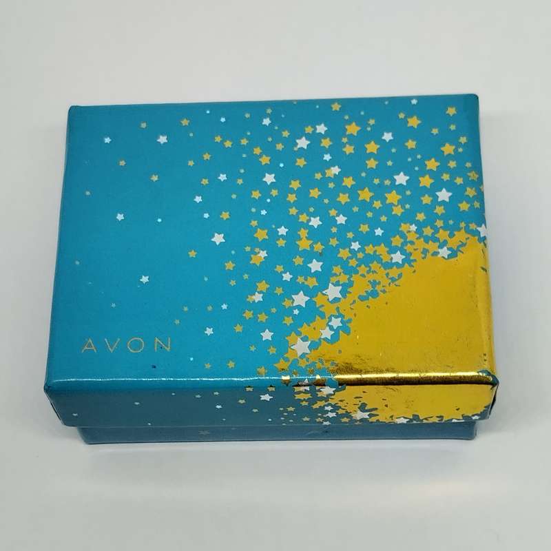 Avon Necklace and Earring Set  #C0078