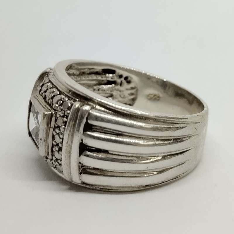 Sterling Silver Ring with Square Cut Cubic Zirconia #S0048