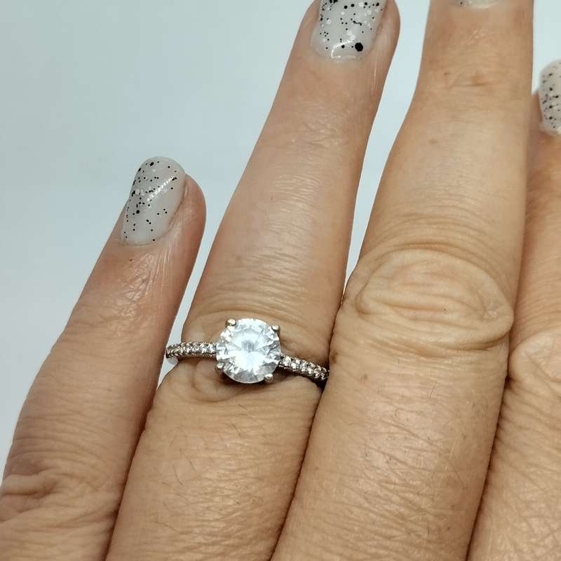 Sterling Silver Ring with Round Cut Cubic Zirconia #S0054