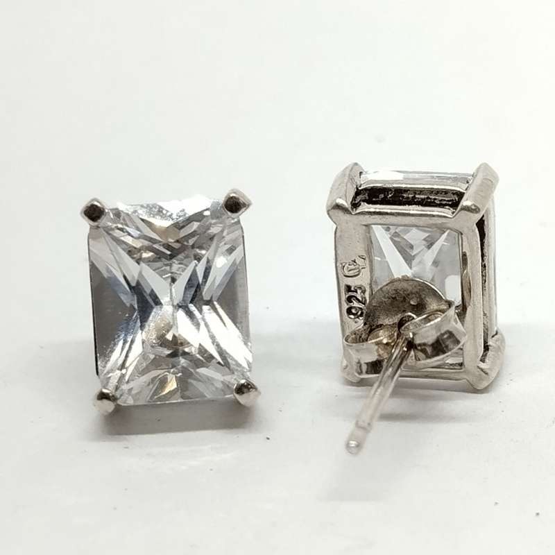 Stunning Sterling Silver Cubic Zirconia Stud Earrings #S0060