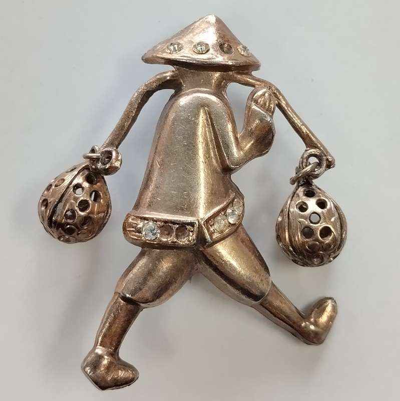 Plated Costume Jewelry Brooch #C0088