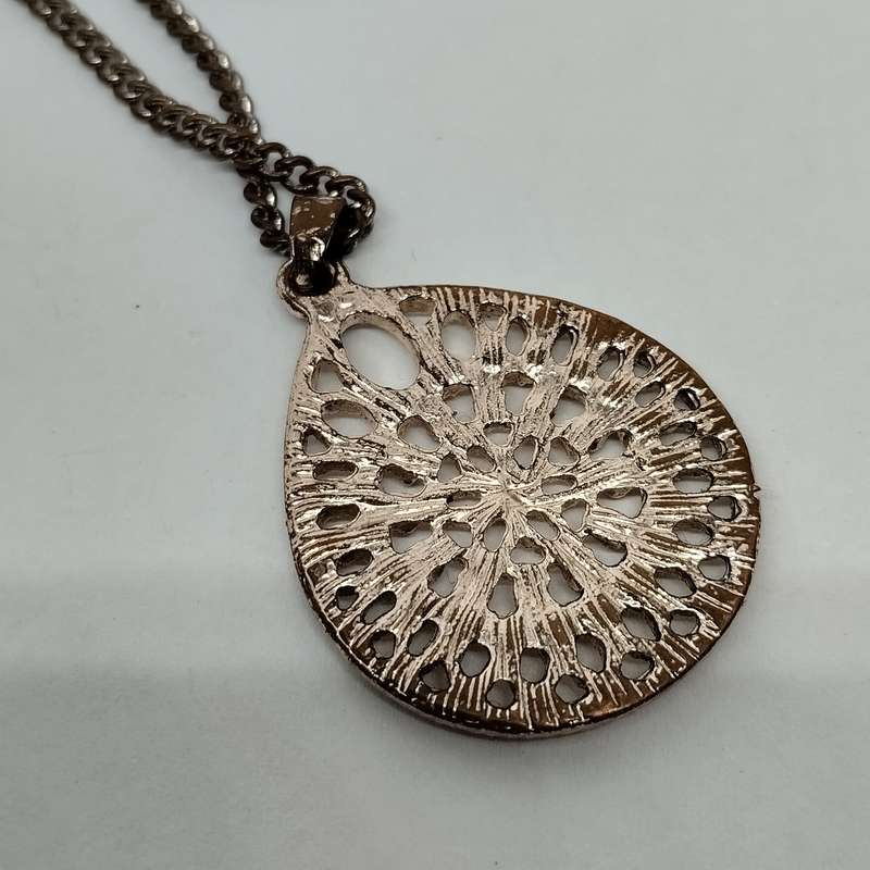 Lovisa Costume Jewelry Necklace with Teardrop Pendant #C0099