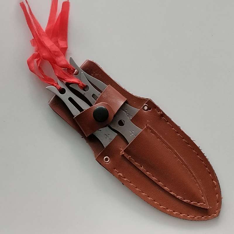 3 Piece Ninja Throwing Spikes with Sheath #O0084