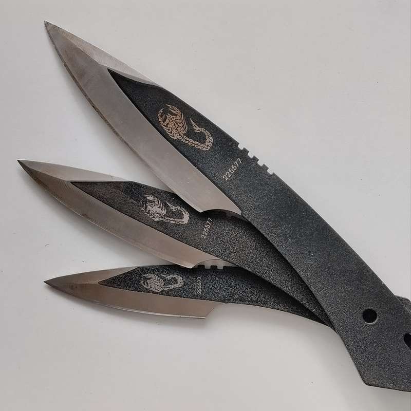 3 Piece Scorpion Throwing Knives with Sheath #O0081