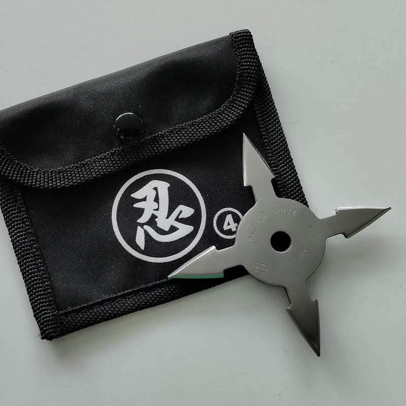 4 Point Ninja Throwing Star with Pouch #O0098