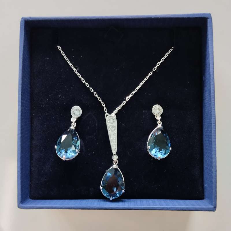 Swarovski Vintage Sterling Silver with Blue Crystal Necklace and Earring Set in Box with COA #S0064