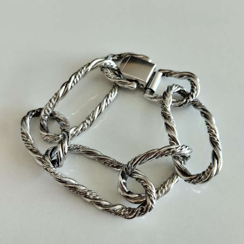 Costume Bracelet c0116