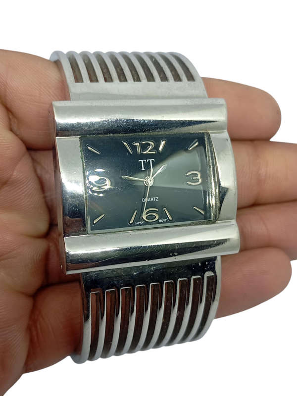 Lovely Ladies TT Steel Bangle - Running