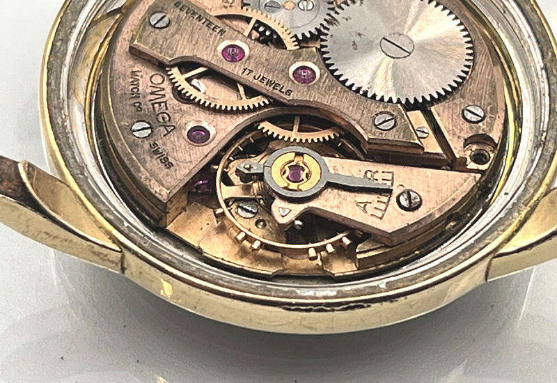 Rare Vintage Omega Cal. 420 Manual Wind, Gold Caped Case for Repairs or Spares