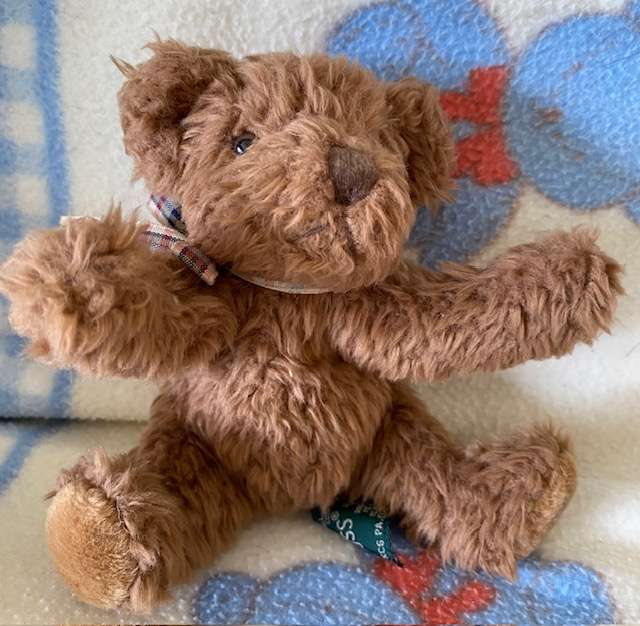 RUSS VINTAGE LITTLE BEAR TOO CUTE NAMED WINIFRED