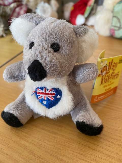 VINTGE SOUVENIER KOALA BEAR