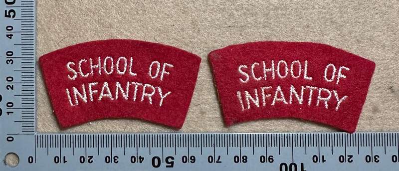 Rhodesian School of Infantry - PAIR OF RED SHOULDER TITLES
