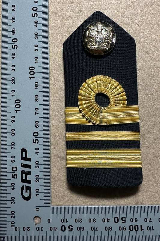 Rhodesian CUSTOMS AND IMMIGRATION - EPPAULETTE 2 BAR 1 STRIPE RANK RHODESIAN CUSTOMS