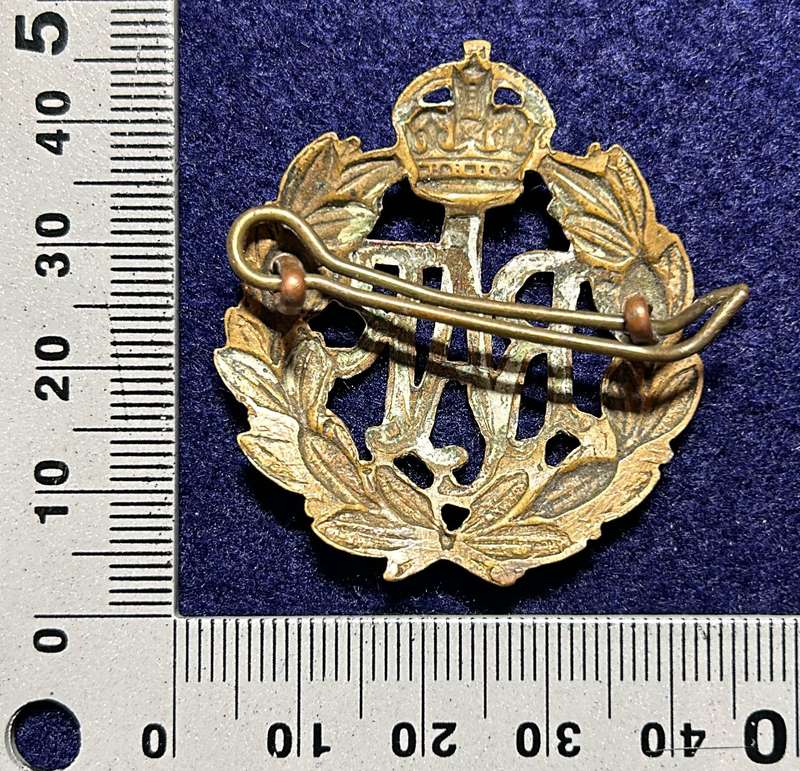 Rhodesian Air Force - Southern Rhodesian KC SRAF BRASS CAP BADGE