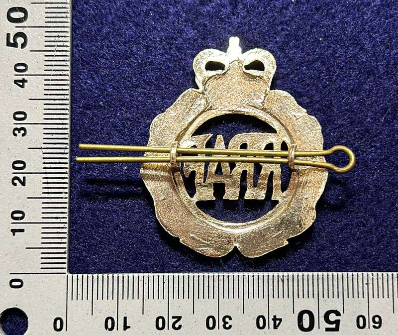 Rhodesian Air Force - QC RRAF ANNODISED CAP BADGES