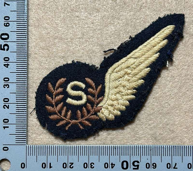 SIGNALLER HALF WING WW2