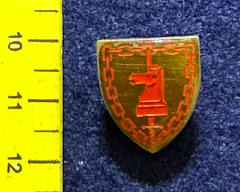 SA ARMY - ARMOUR SCHOOL PIN - VARIATION