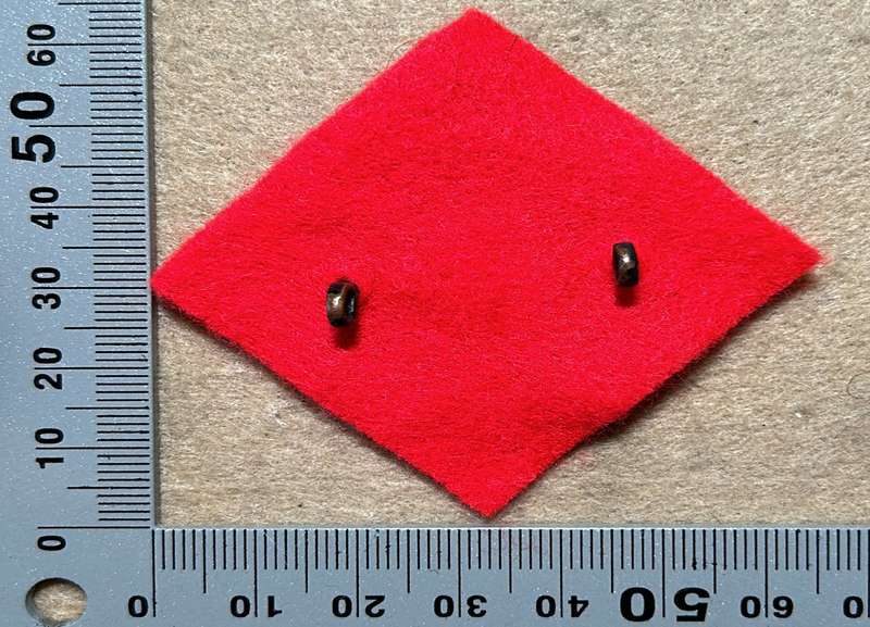 RHODESIA REGIMENT - CAP BADGE QC RRR