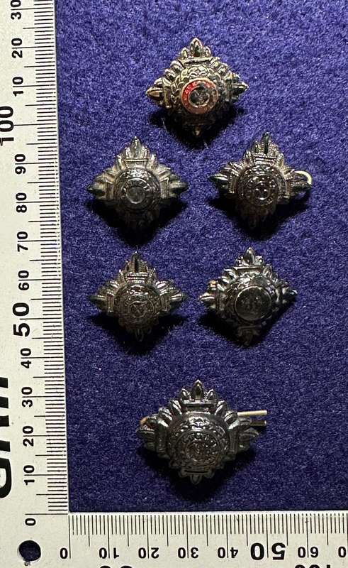RHODESIA REGIMENT - RANK PIPS
