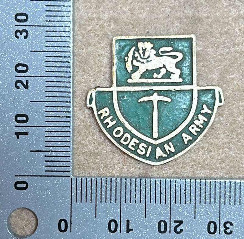 RHODESIA ARMY - PLASTIC RHODESIAN ARMY FLASH MINIATURE