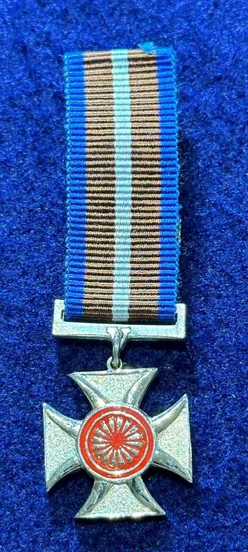 SA Military Decorations & Medals - Venda Gallantry Cross Silver (GCS) - Miniature Medal