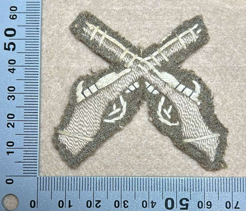 RHODESIA ARMY - MARKSMAN WW2 VARIANTS