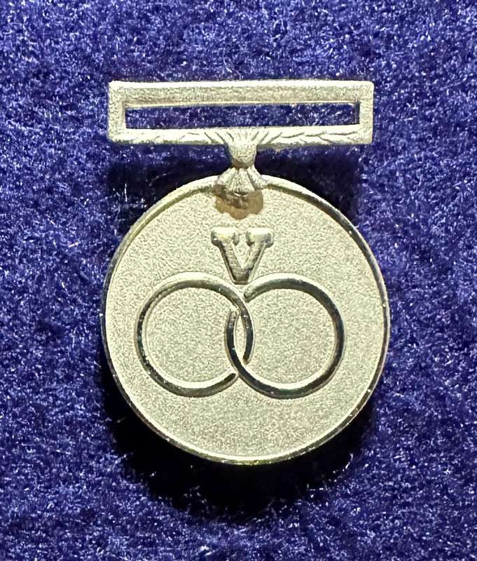 SA Military Decorations & Medals - Venda Distinguished Service Medal (Silver) - Miniuture - No ribbo