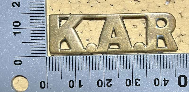 RHODESIA KINGS AFRICAN RIFLES - KAR SHOULDER TITLE