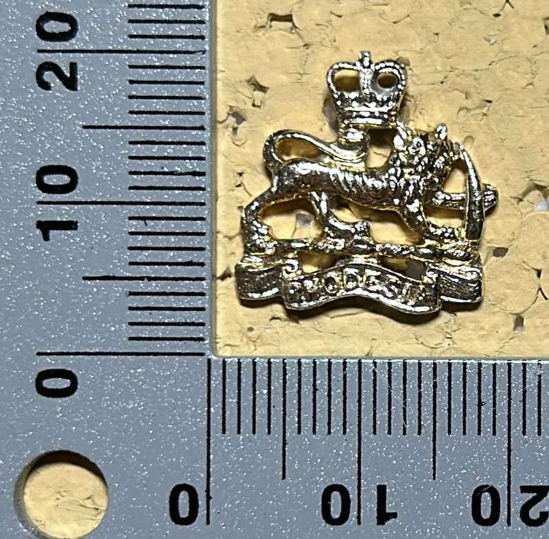 RHODESIA ARMY SERVICES CORPS -  MESS DRESS COLLAR QC