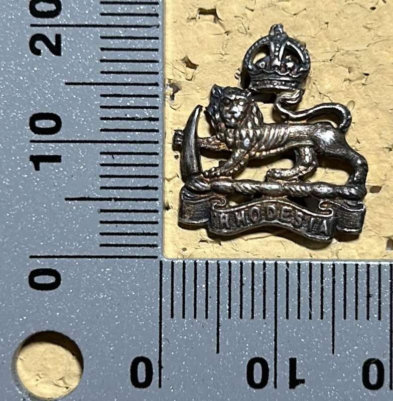 RHODESIA ARMY SERVICES CORPS -  MESS DRESS COLLAR KC