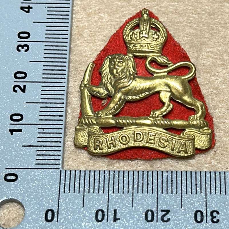 RHODESIA ARMY SERVICES CORPS - CAP BADGE 1950-53