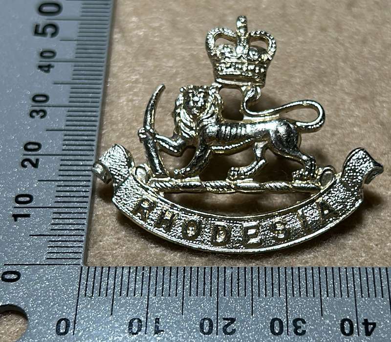 RHODESIA STAFF/ GENERAL SC - BADGE - 1960 - 70