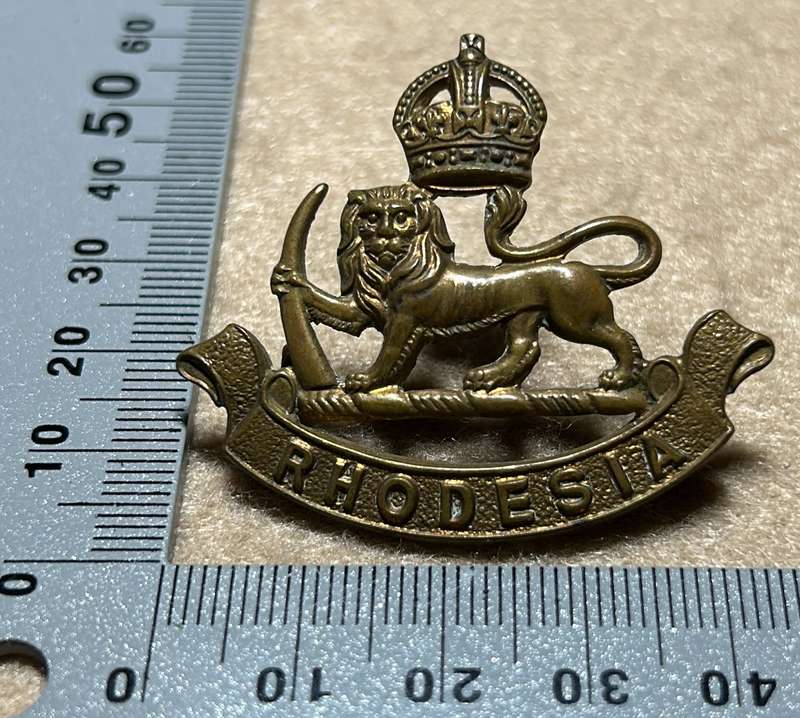 RHODESIA STAFF/ GENERAL SC - KC CAP BADGE - 1926-50