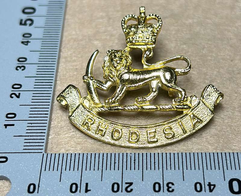 RHODESIA STAFF/ GENERAL SC - BADGE - 1960 - 70