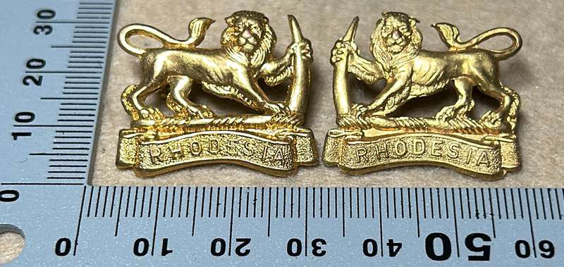 RHODESIA STAFF/ GENERAL SC - BRASS GILT COLLAR SET