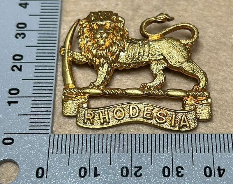 RHODESIA STAFF/ GENERAL SC - BADGE - BRASS GILT - FIRMIN LONDON - 1940-50