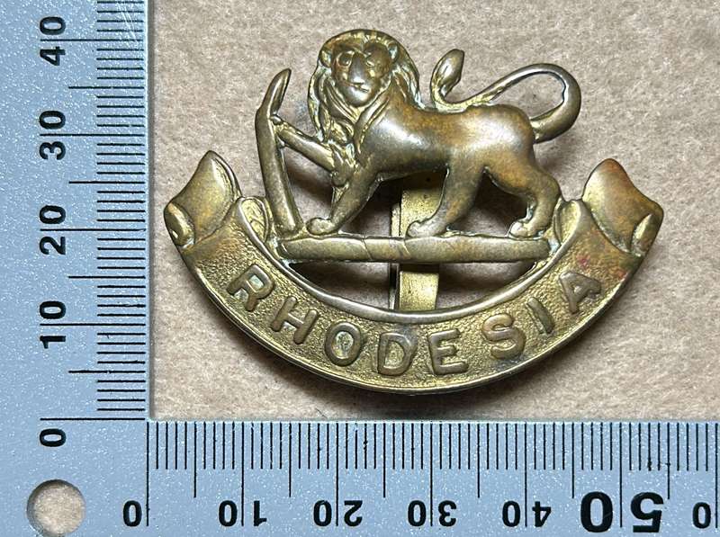 RHODESIA STAFF/ GENERAL SC - BADGE - STAMPED SHEET BRASS - 1926-40 - NARROW SLIDER