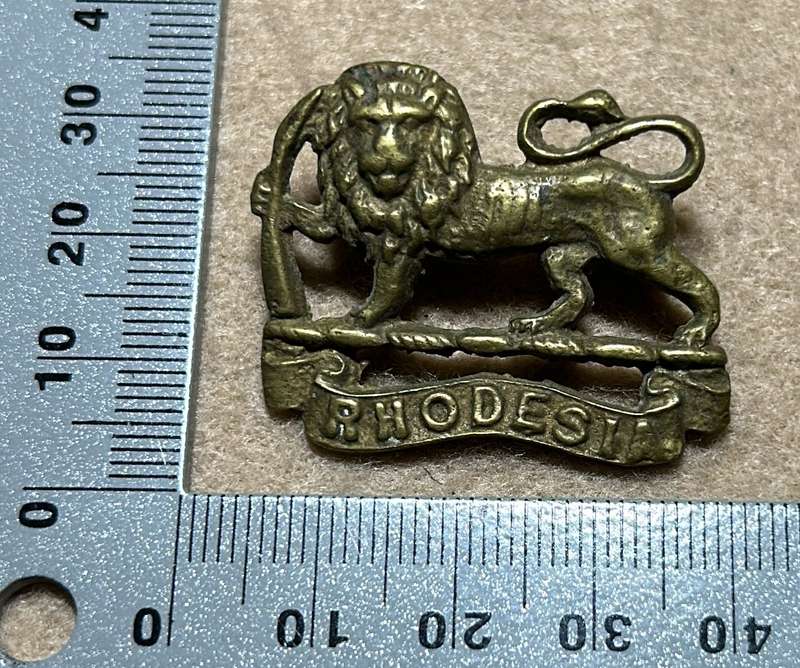 S RHODESIA STAFF/ GENERAL SC - BADGE - 1940-50