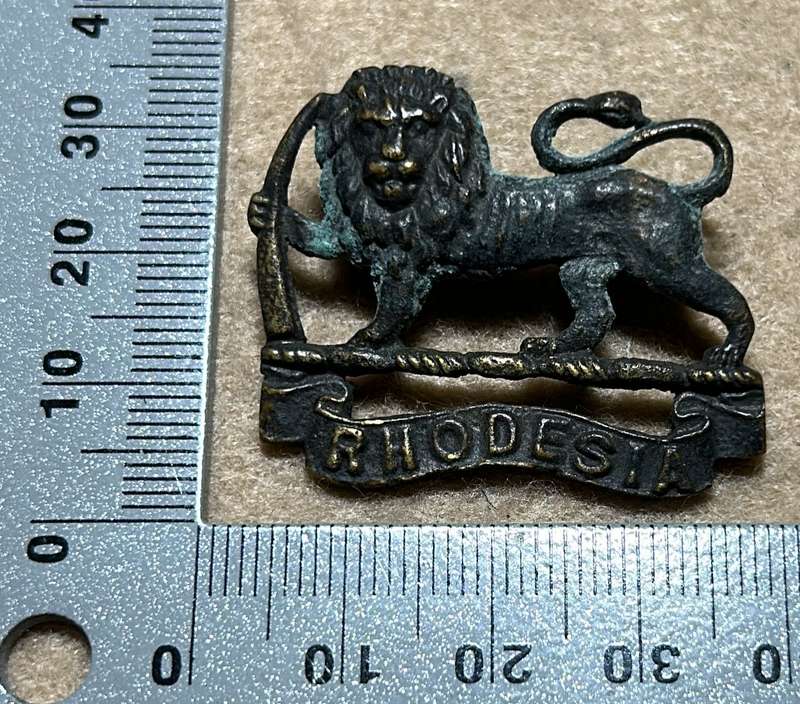 S RHODESIA STAFF/ GENERAL SC - BADGE - 1940-50