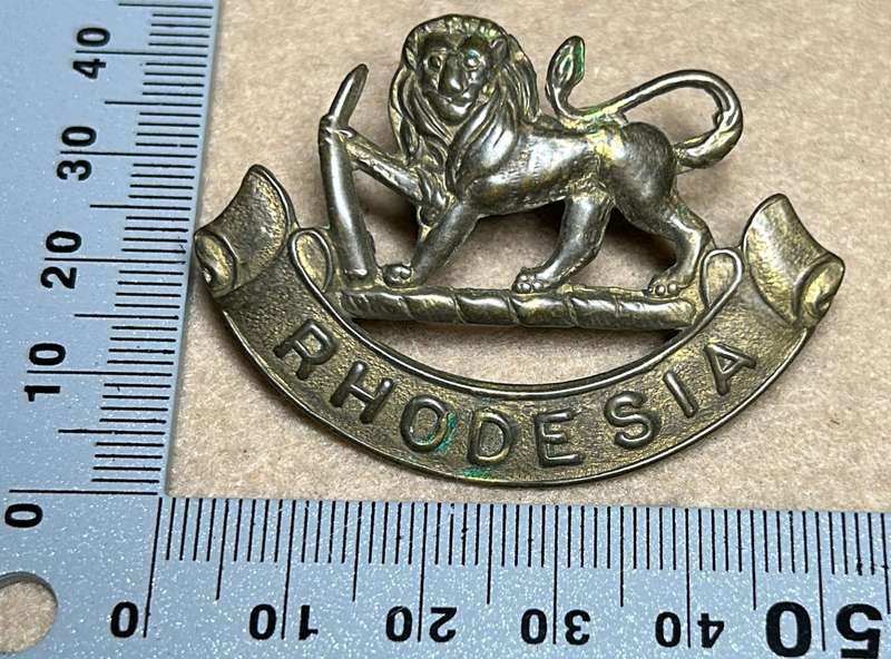 RHODESIA GENERAL SERVICE CORPS - CAP BADGE - 1970 -80