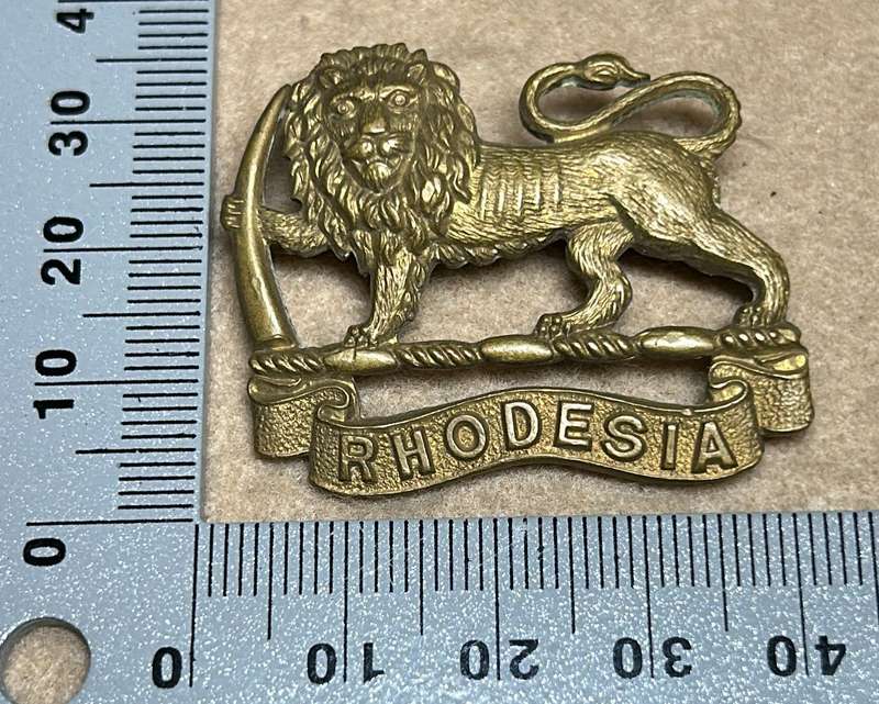 RHODESIA ARMY SERVICES CORPS - BADGE - FIRMIN LONDON