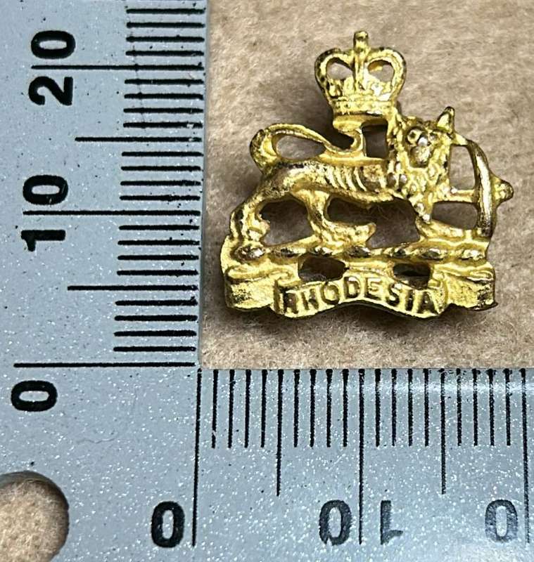 RHODESIA STAFF/ GENERAL SC - BADGE - 1940-70