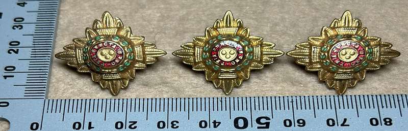 RHODESIA CROWNS AND PIPS - 3 BRASS PIPS WITH RED ENAMEL
