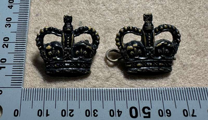 RHODESIA CROWNS AND PIPS - 2 BLACKENED BRASS QC