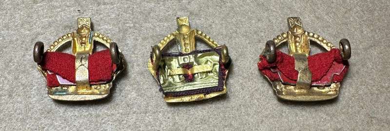 RHODESIA CROWNS AND PIPS - 3 BRASS KC WITH RED ENAMEL/FELT