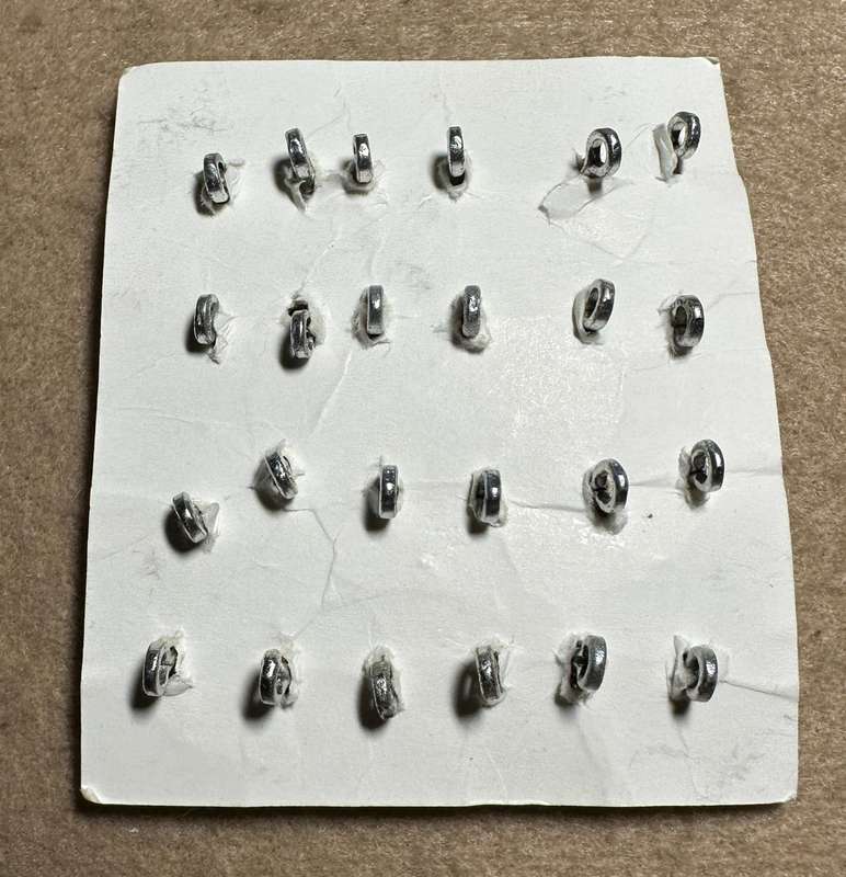 RHODESIA CROWNS AND PIPS - 12 ANNODISED CHROME MESS PIPS