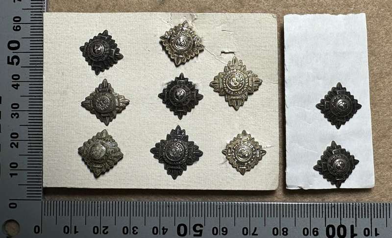 RHODESIA CROWNS AND PIPS - 10 SILVER MESS PIPS